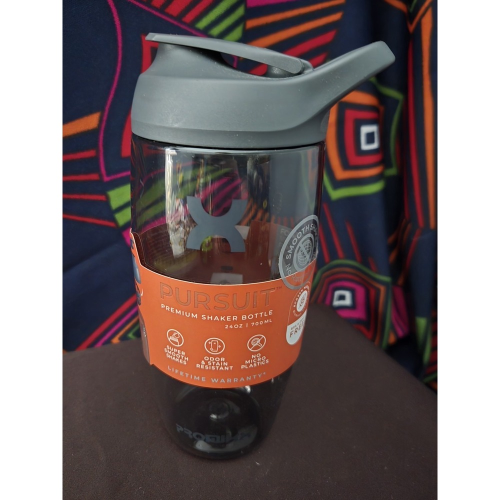 Pursuit Premium 24oz  Shaker Bottle BPA & DEHP Free. Graphite Gray. NEW